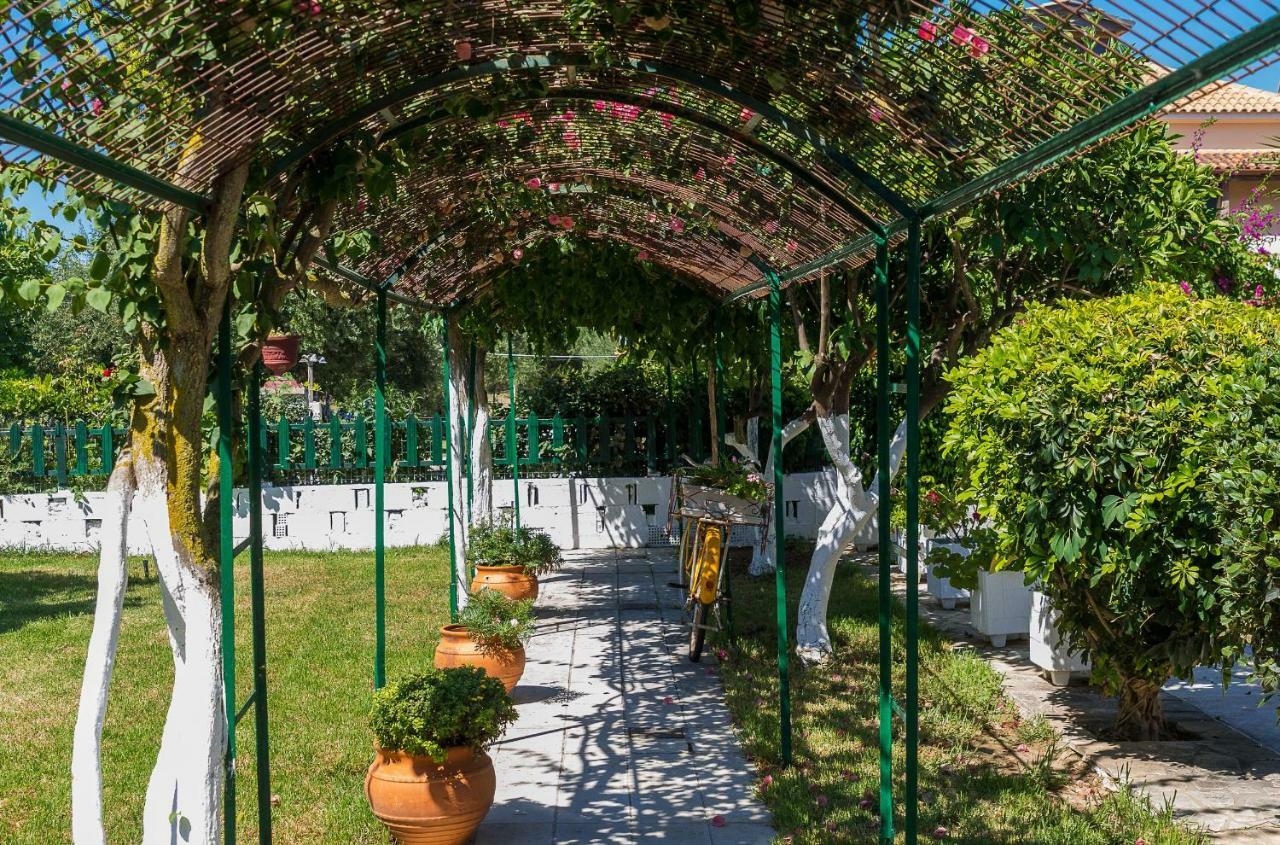Vasilikí Villa Anna Apartments - 550M From The Beach, By Zantewize מראה חיצוני תמונה